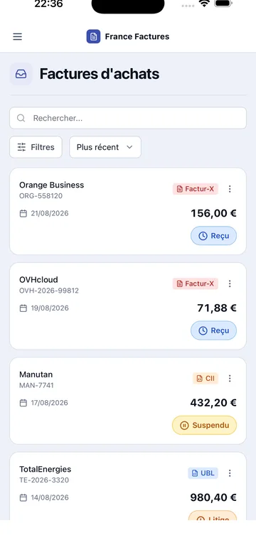 Écran de l'application mobile France Factures : la liste des factures d'achats reçues, avec montants, dates et badges de statut